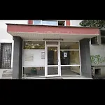 къша за гости мания * София